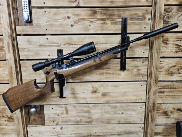 Pre-Owned Air Arms S200 PCP Air Rifle .177