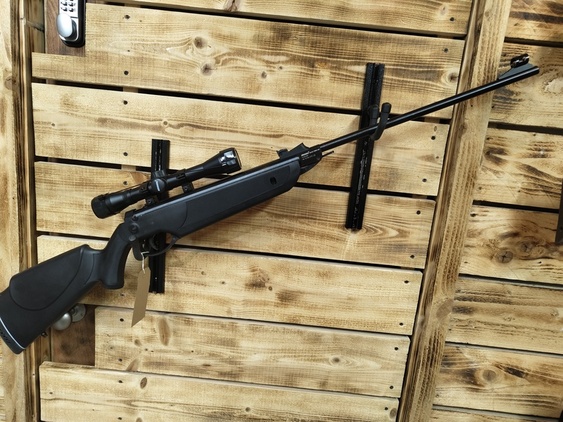 Pre-Owned HAMMERLI BLACK FORCE 400 .177 Air Rifle
