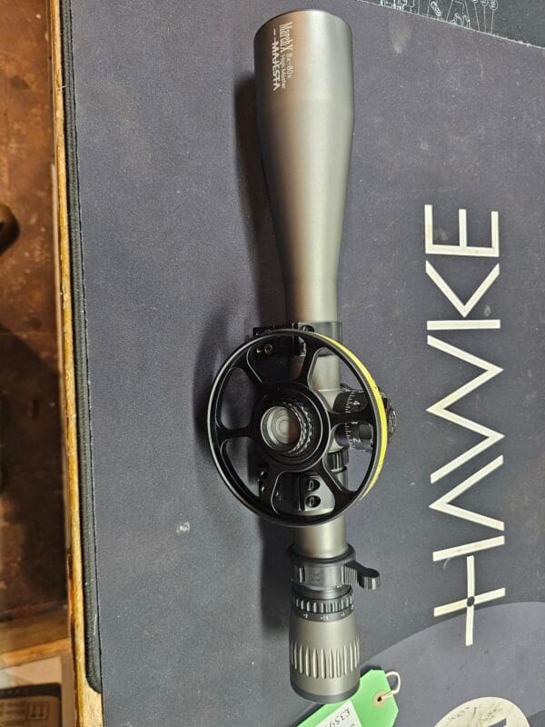 Pre-Owned March Majesta 8-80x56 + wheel