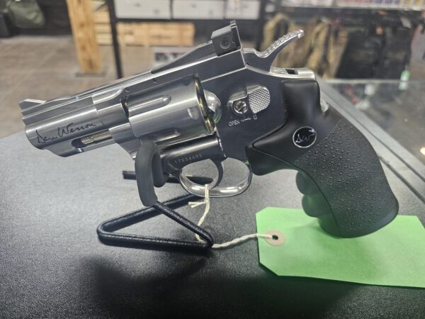 Pre-Owned Dan Wesson 2.5"