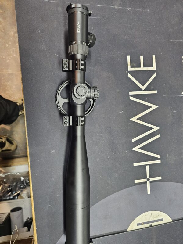 Pre-Owned Hawke Airmax 8-32x50 - Image 2